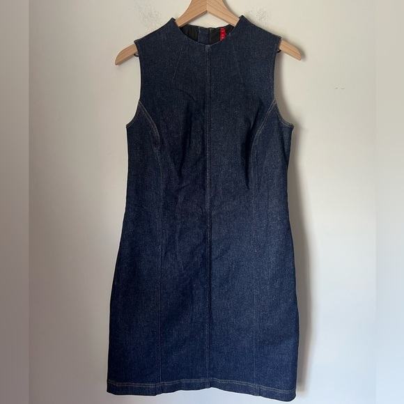Spanx Dark Wash Denim Seamed Shift Dress 20715R Fitted Flattering Fall - Picture 3 of 14